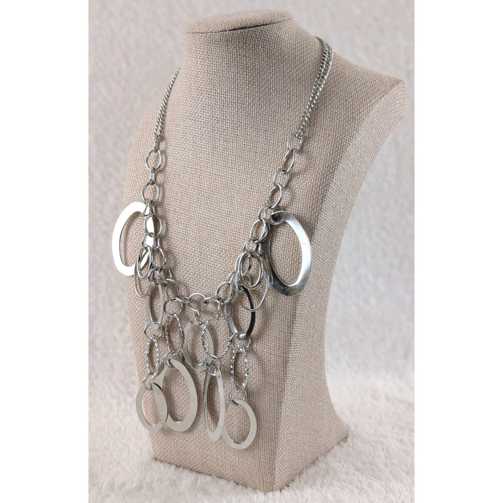 Silver Tone Chain Necklace‎ Oval Ring Dangle Statement
